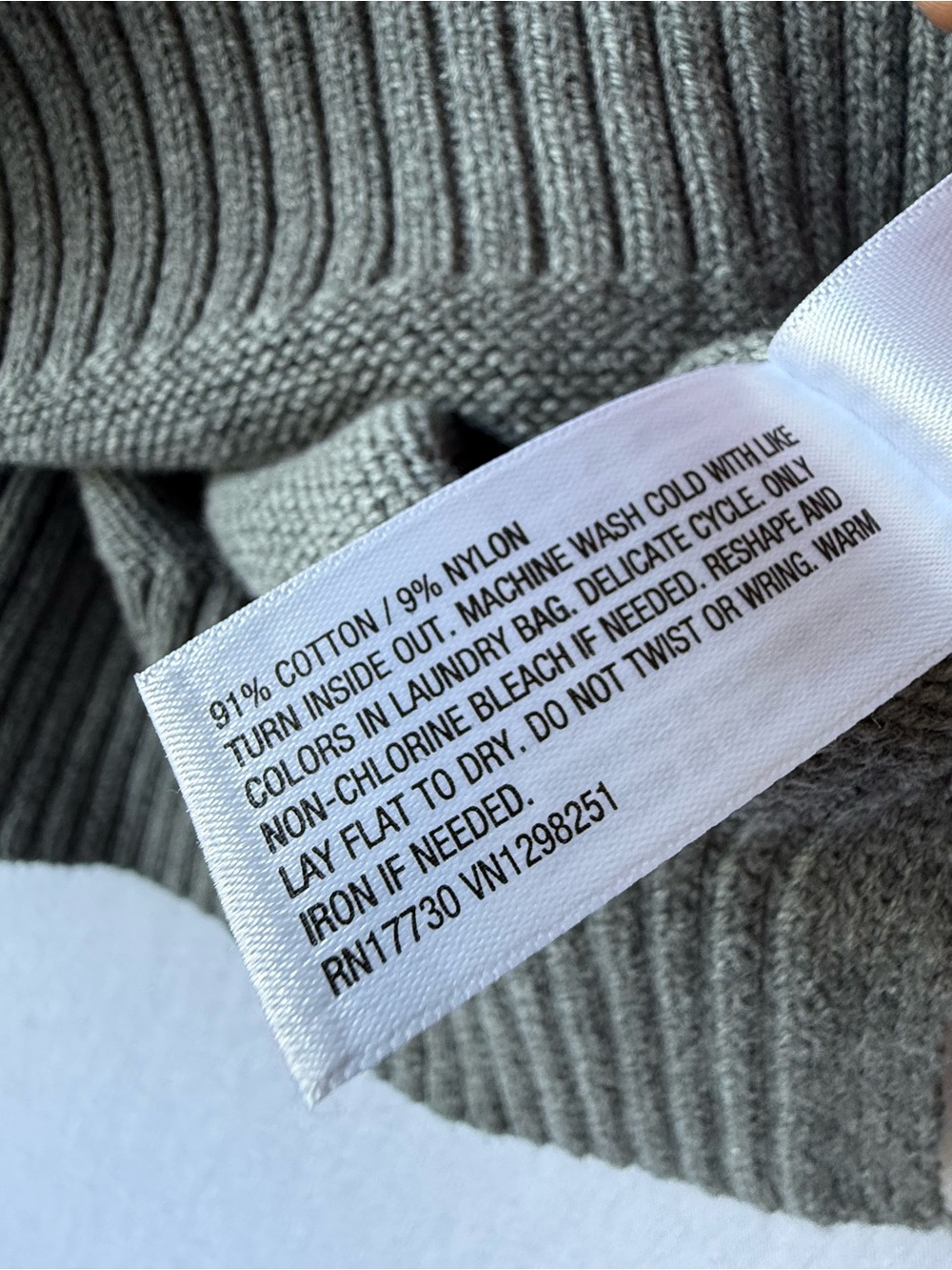 ✨2 Pack✨ Cotton Cream & Grey Collared V-Neck Sweaters - Picture 15 of 15